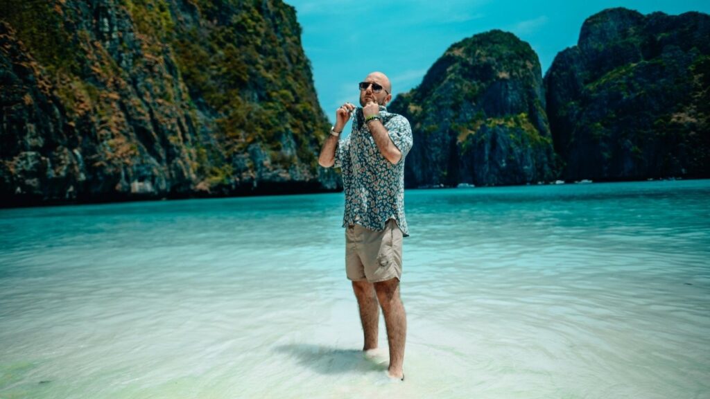 Phi phi island tour from phuket